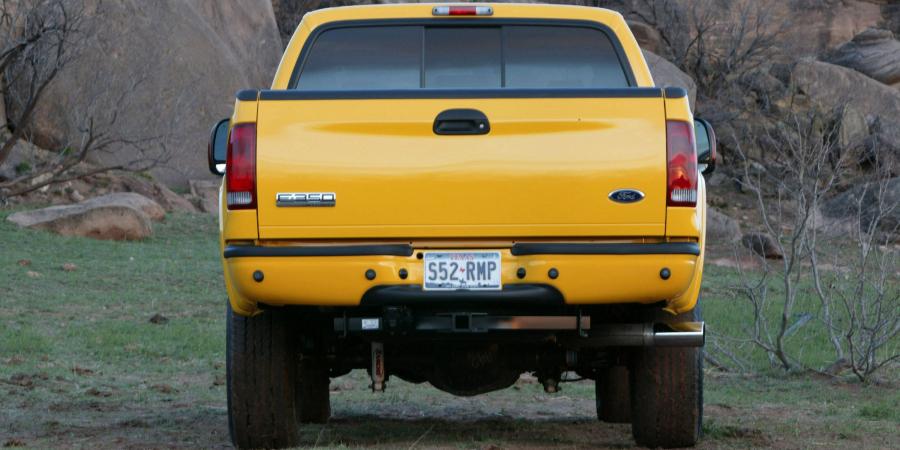  Ford F-350 Super Duty 2005 года  (фото 27 из 39)